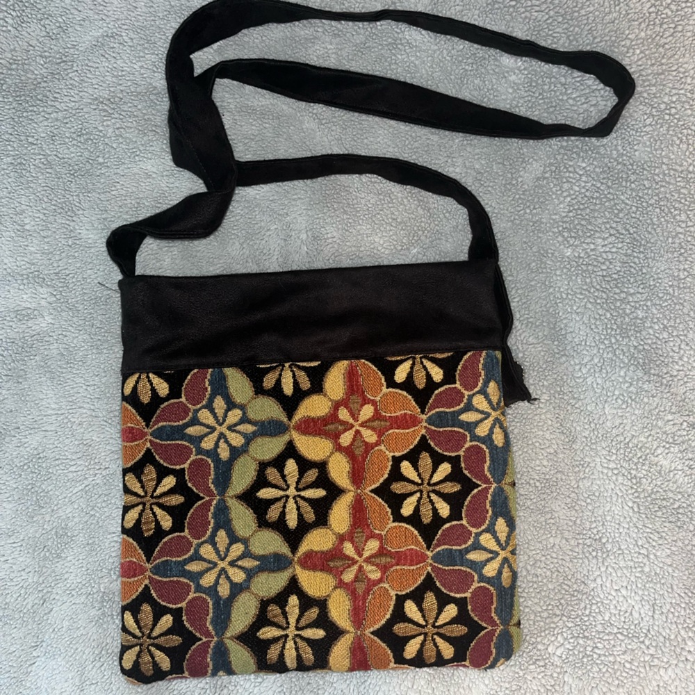 Floral Patterned Crossbody Bag
